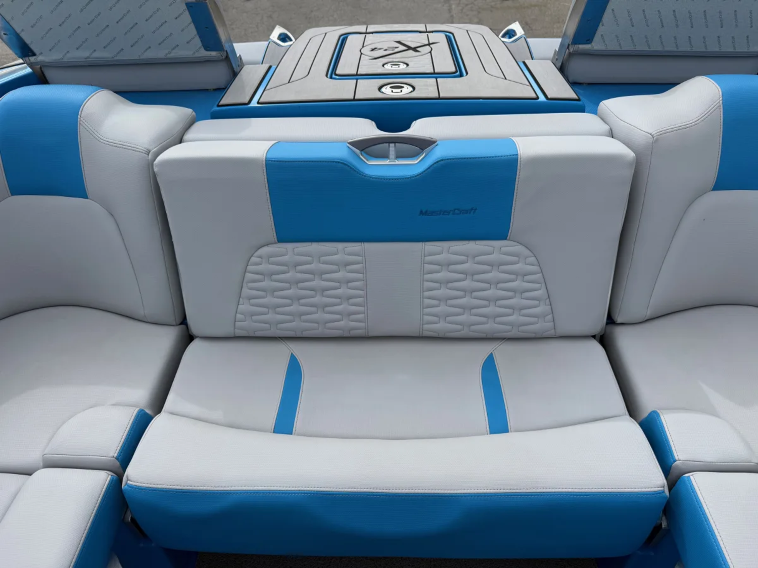 2022 24' Mastercraft X24 Bowrider