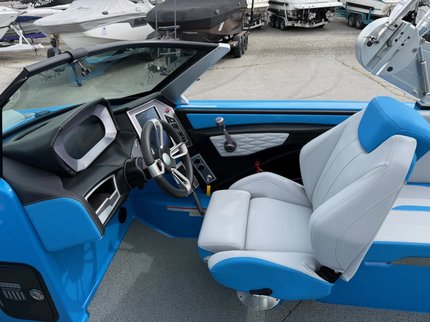 2022 24' Mastercraft X24 Bowrider