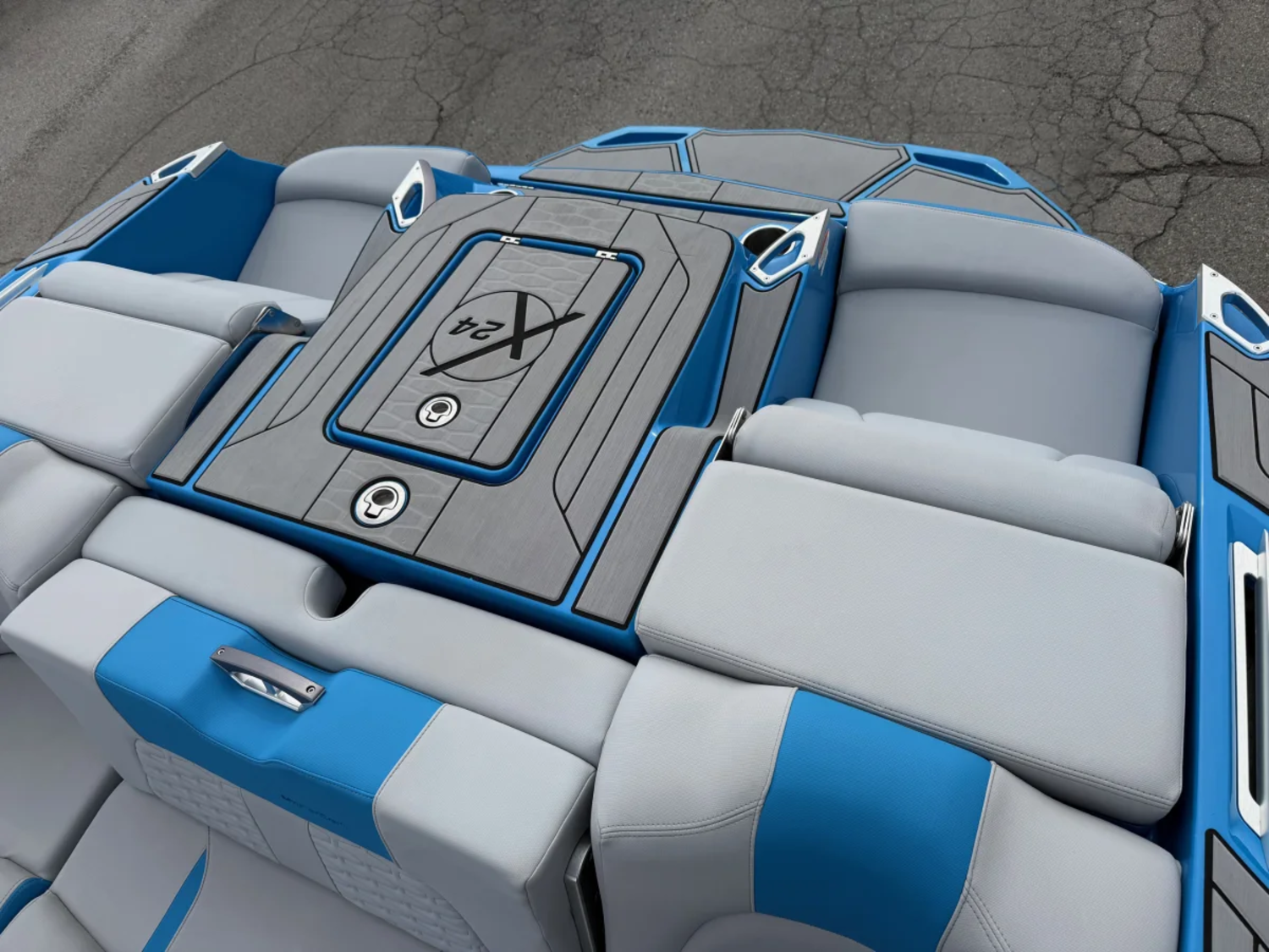 2022 24' Mastercraft X24 Bowrider