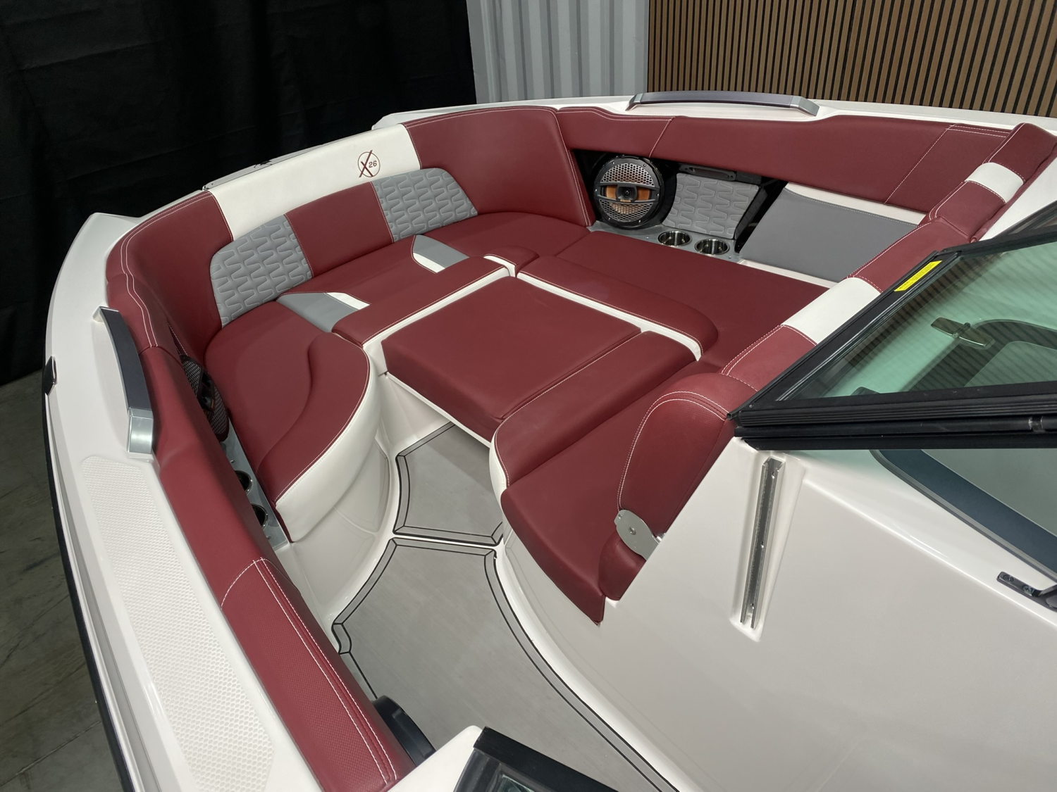 2023 MASTERCRAFT X26