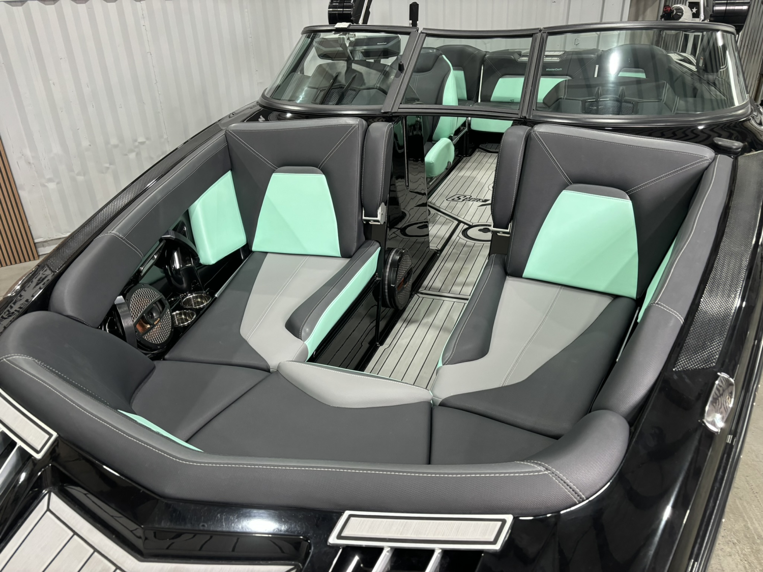 2024 MASTERCRAFT XSTAR