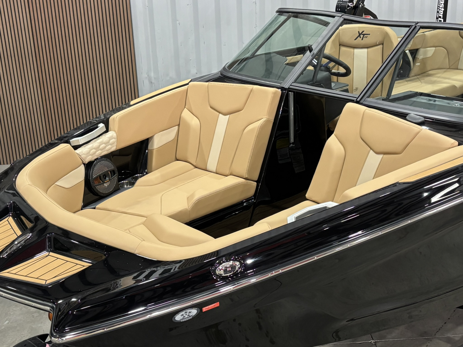 2025 MASTERCRAFT XT22