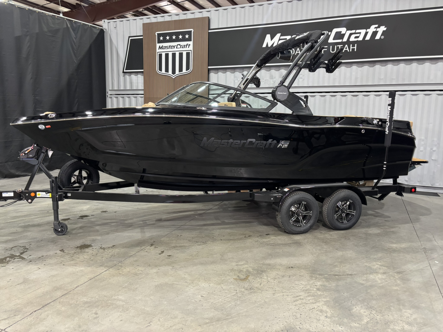 2025 MASTERCRAFT XT22
