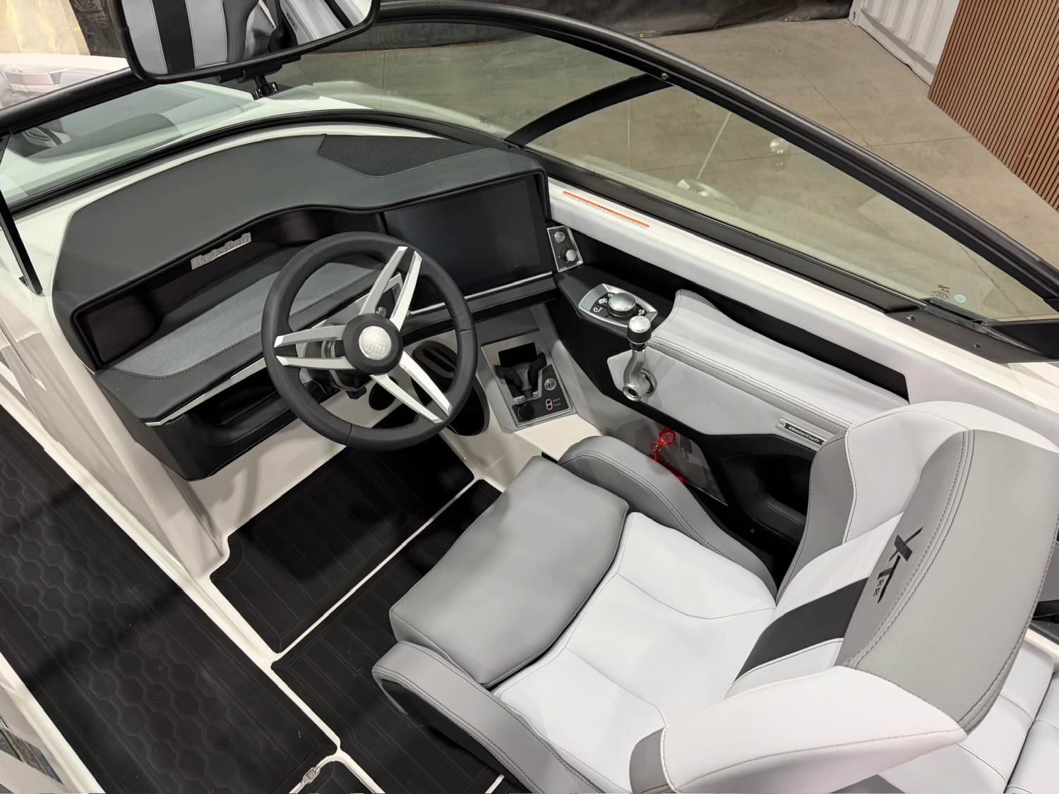 2026 MASTERCRAFT XT22