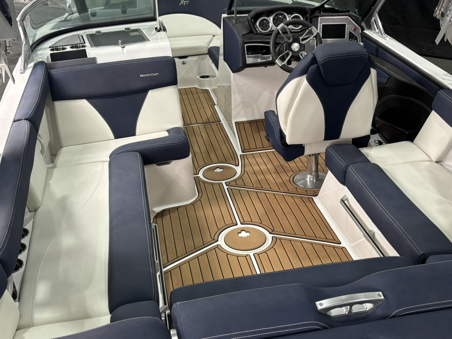 2019 MASTERCRAFT XT22