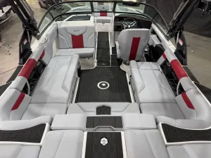 2026-mastercraft-xt22-129964-image21