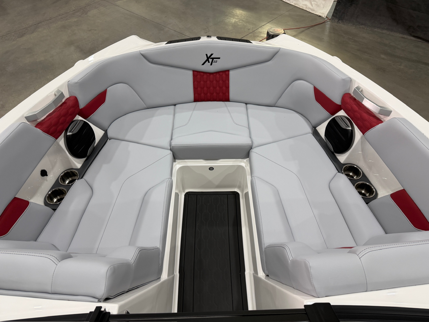 2026 MASTERCRAFT XT22