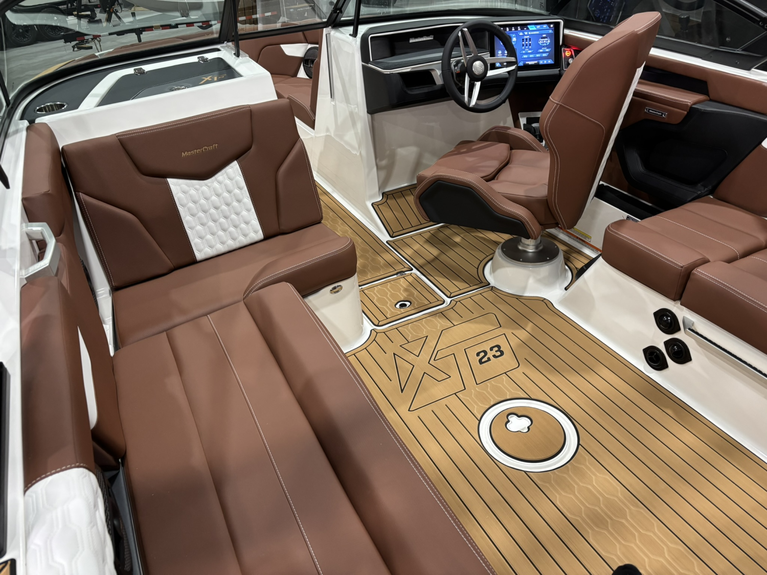 2025 MASTERCRAFT XT23