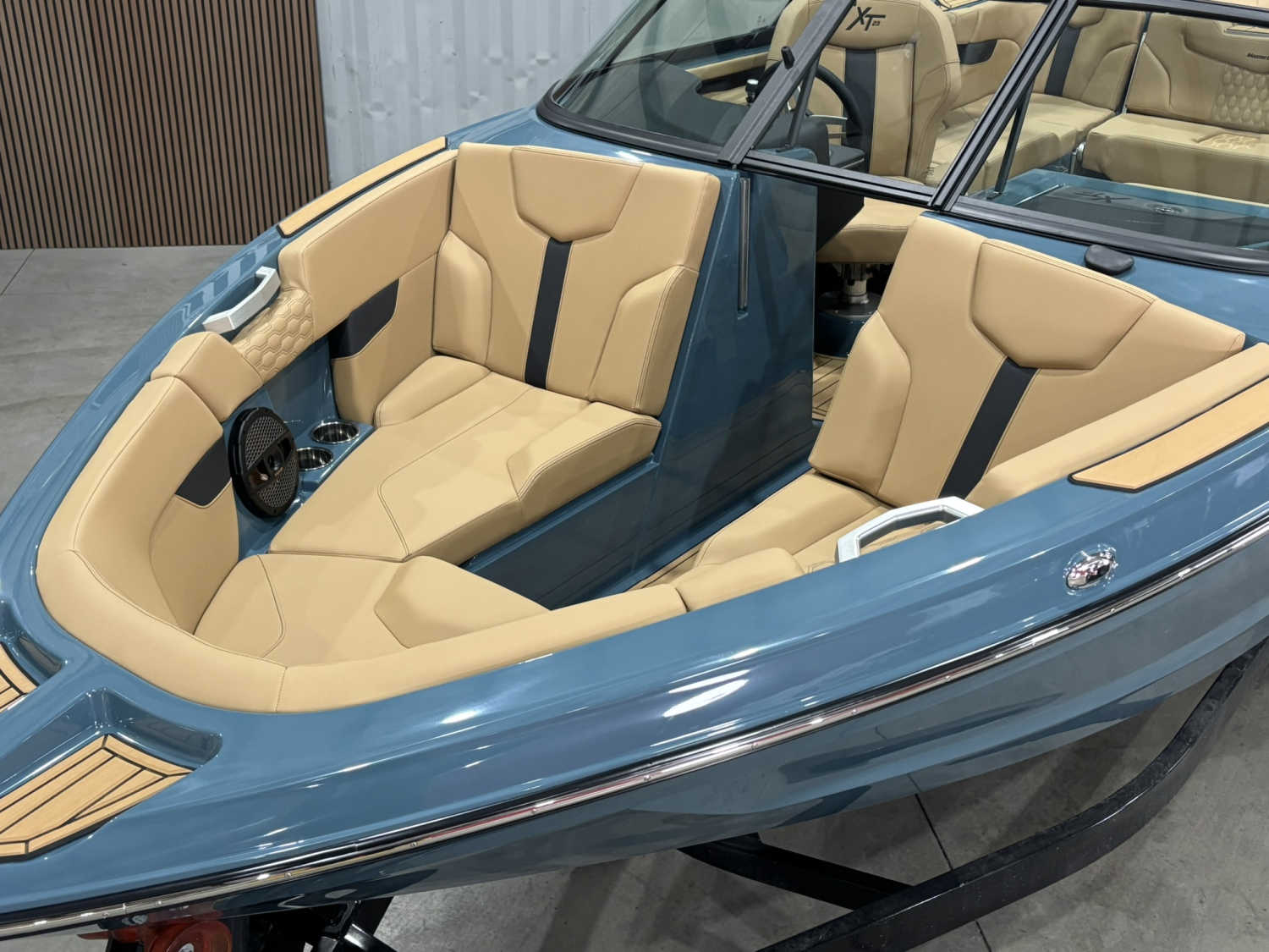 2025 MASTERCRAFT XT23