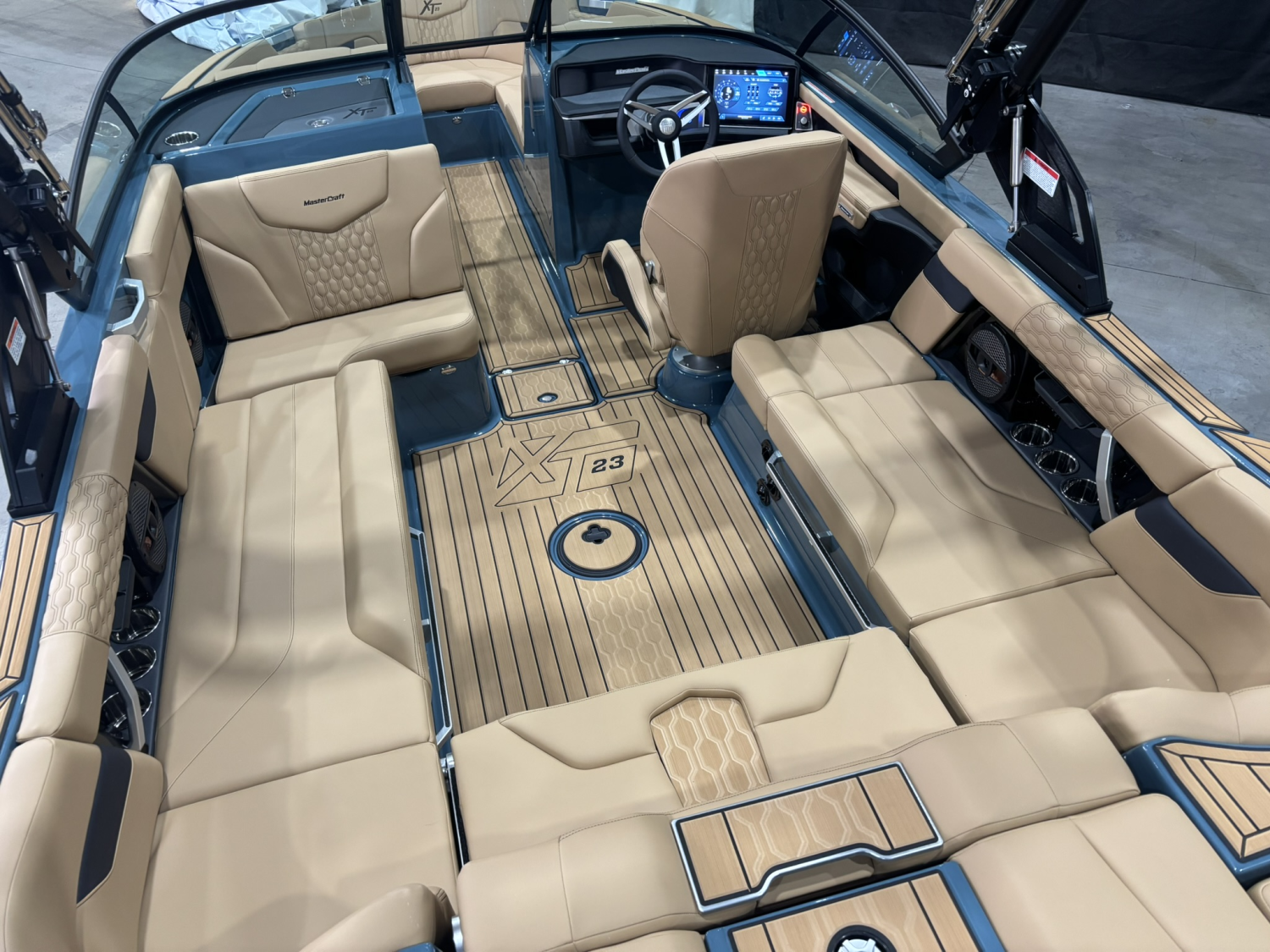 2025 MASTERCRAFT XT23