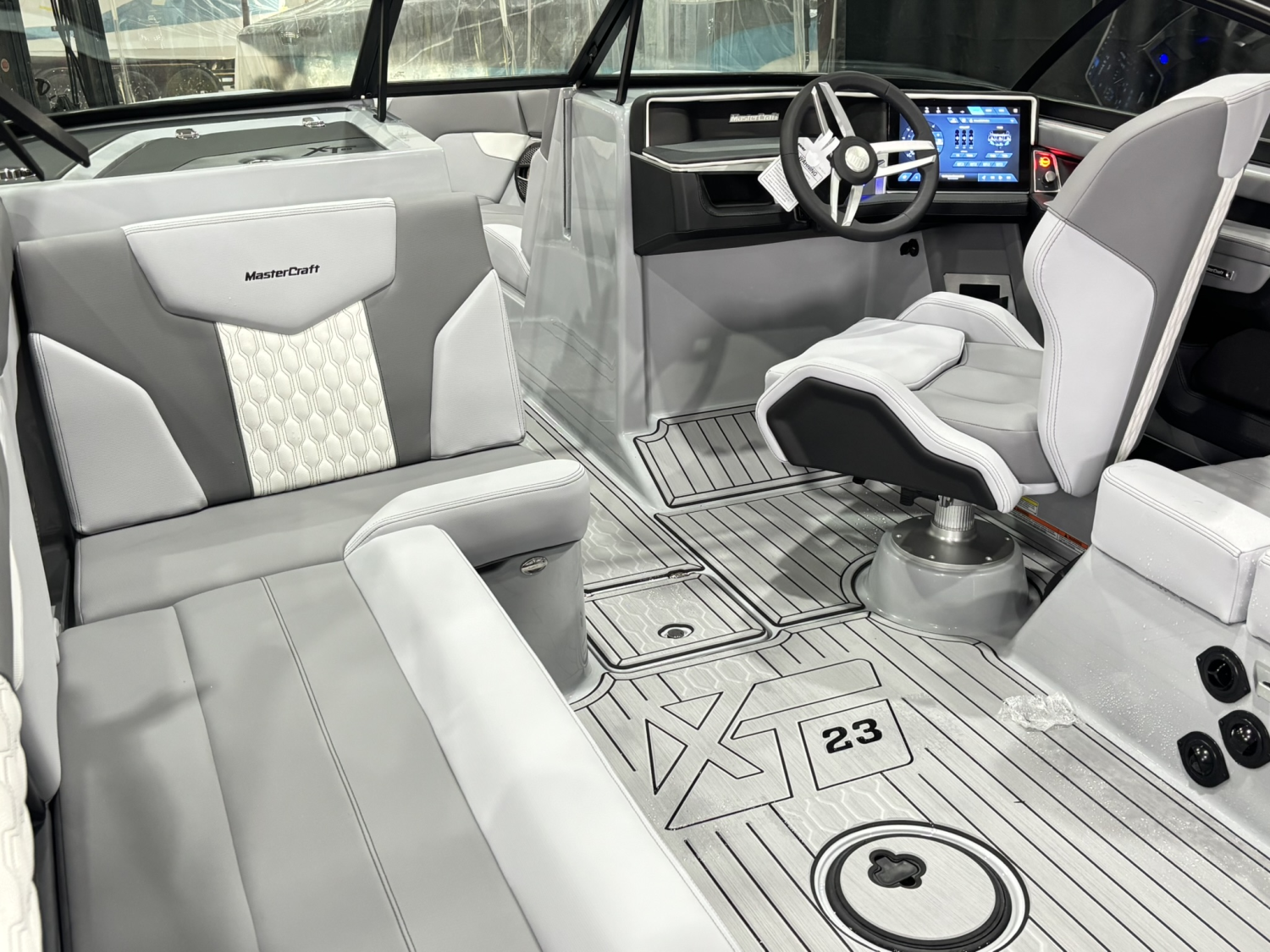 2025 MASTERCRAFT XT23