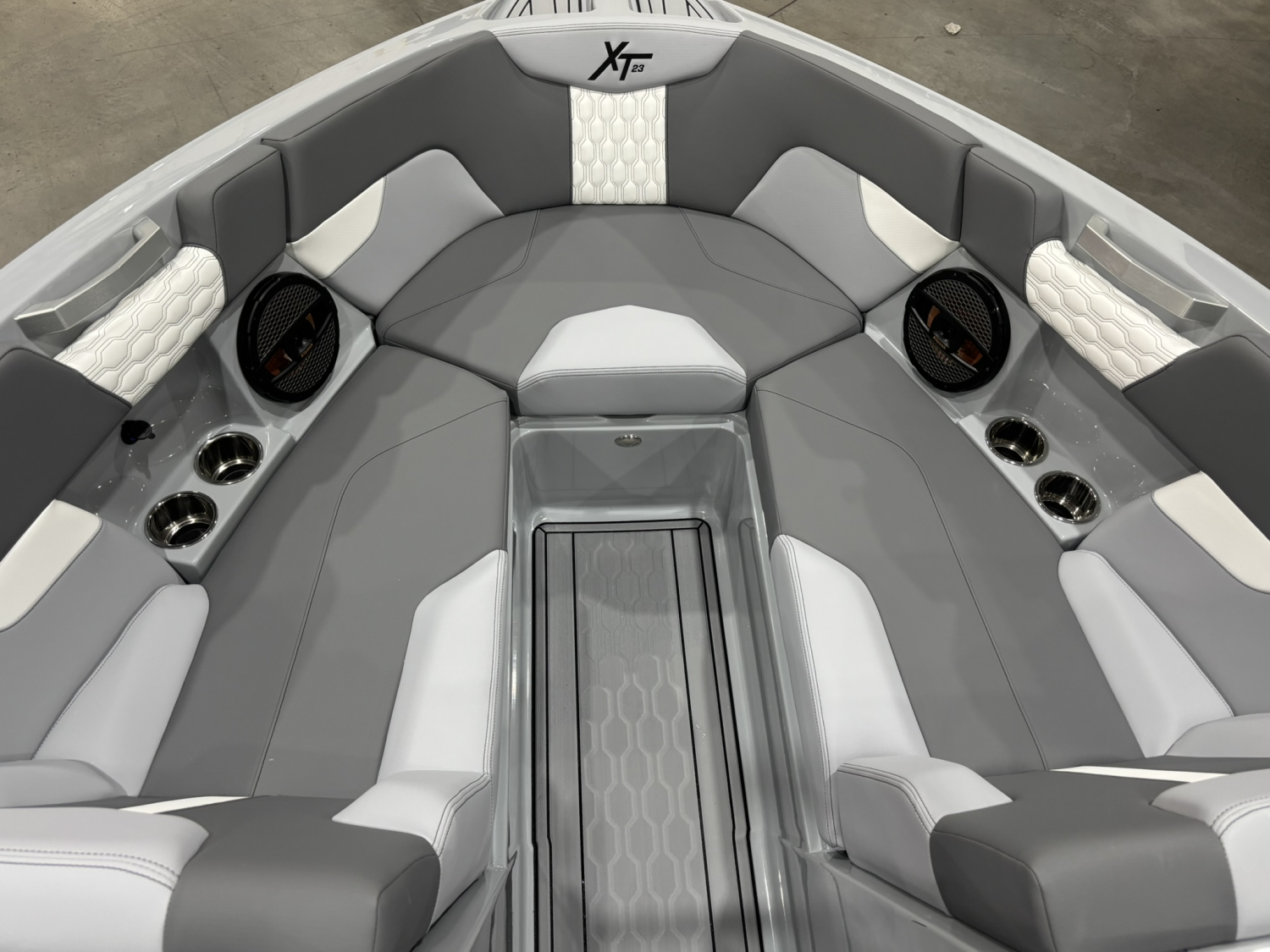 2025 MASTERCRAFT XT23