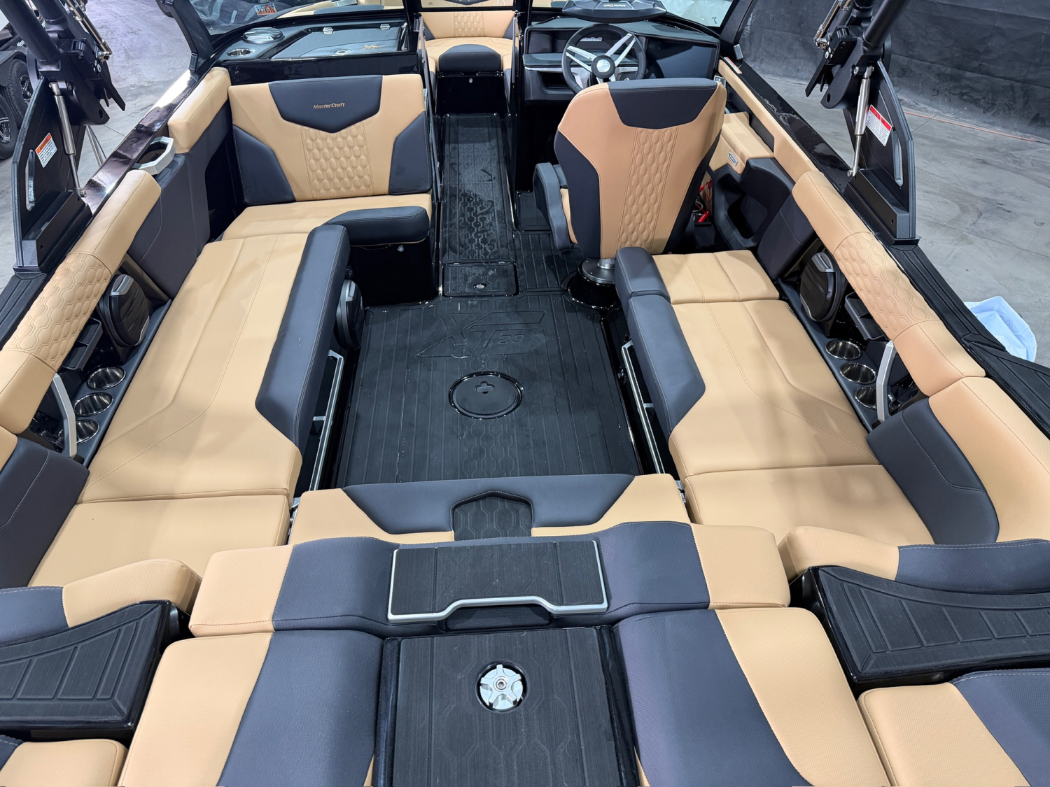 2026 MASTERCRAFT XT23