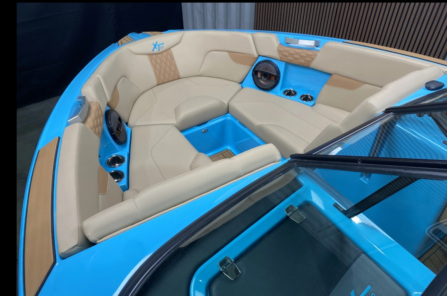 2024 MASTERCRAFT XT23