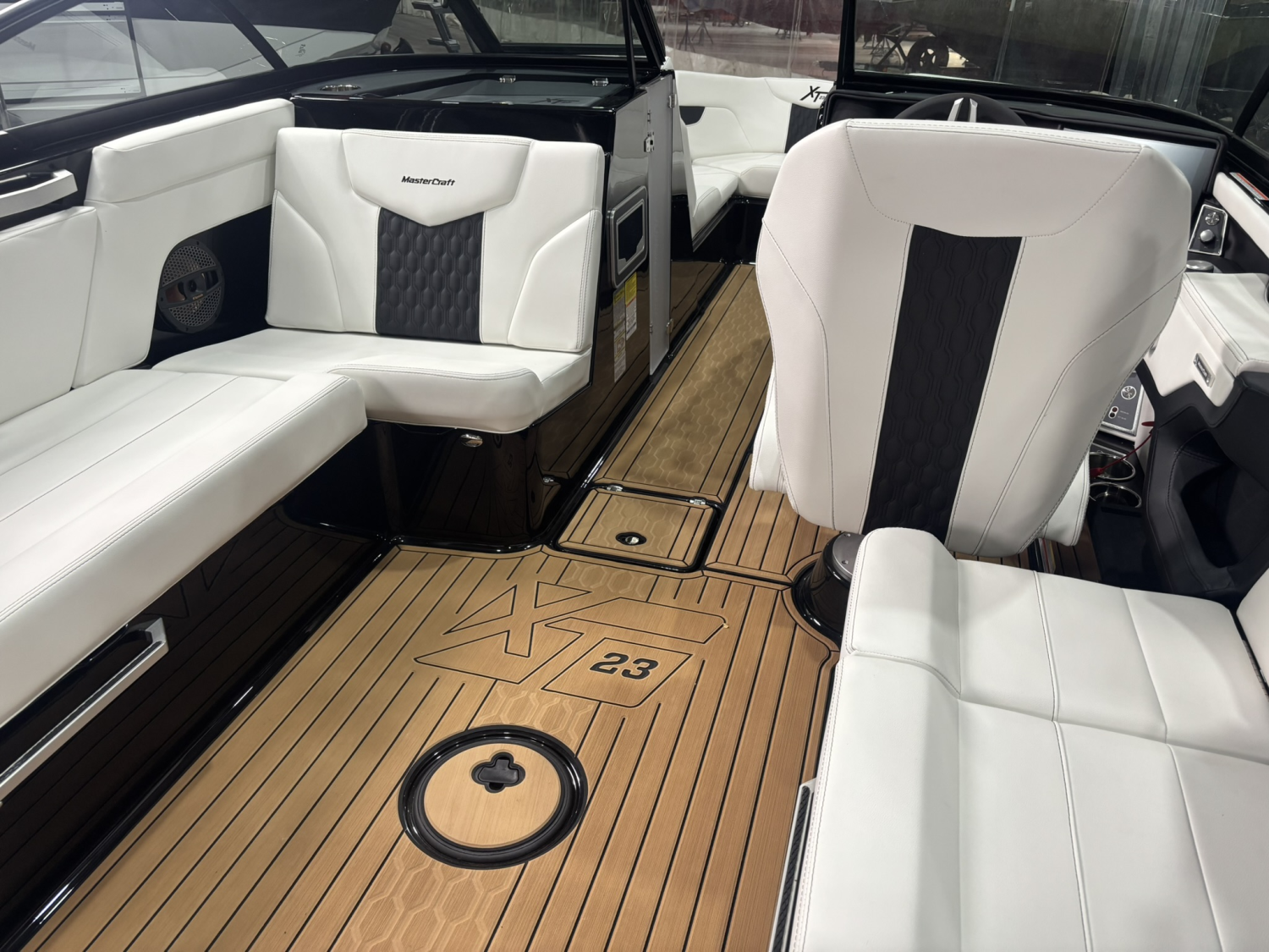 2025 MASTERCRAFT XT23