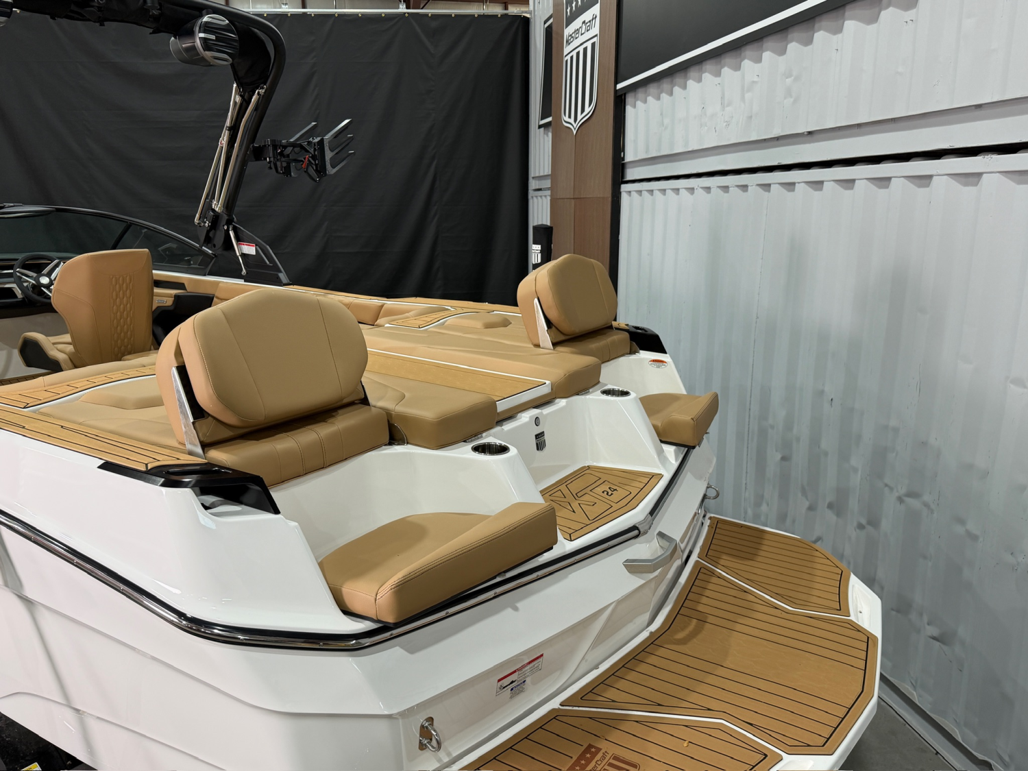 2026 MASTERCRAFT XT24