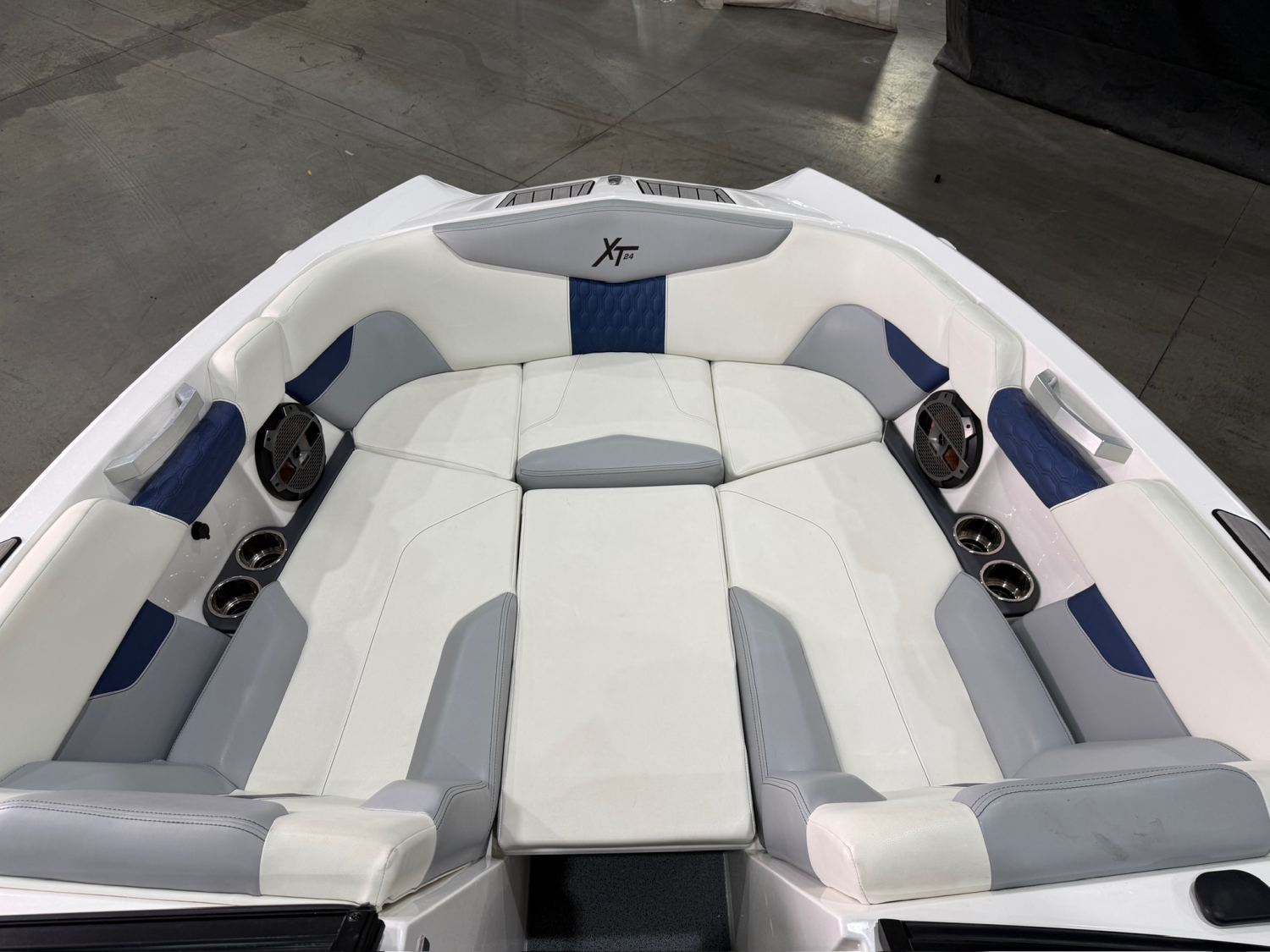 2022 MASTERCRAFT XT24