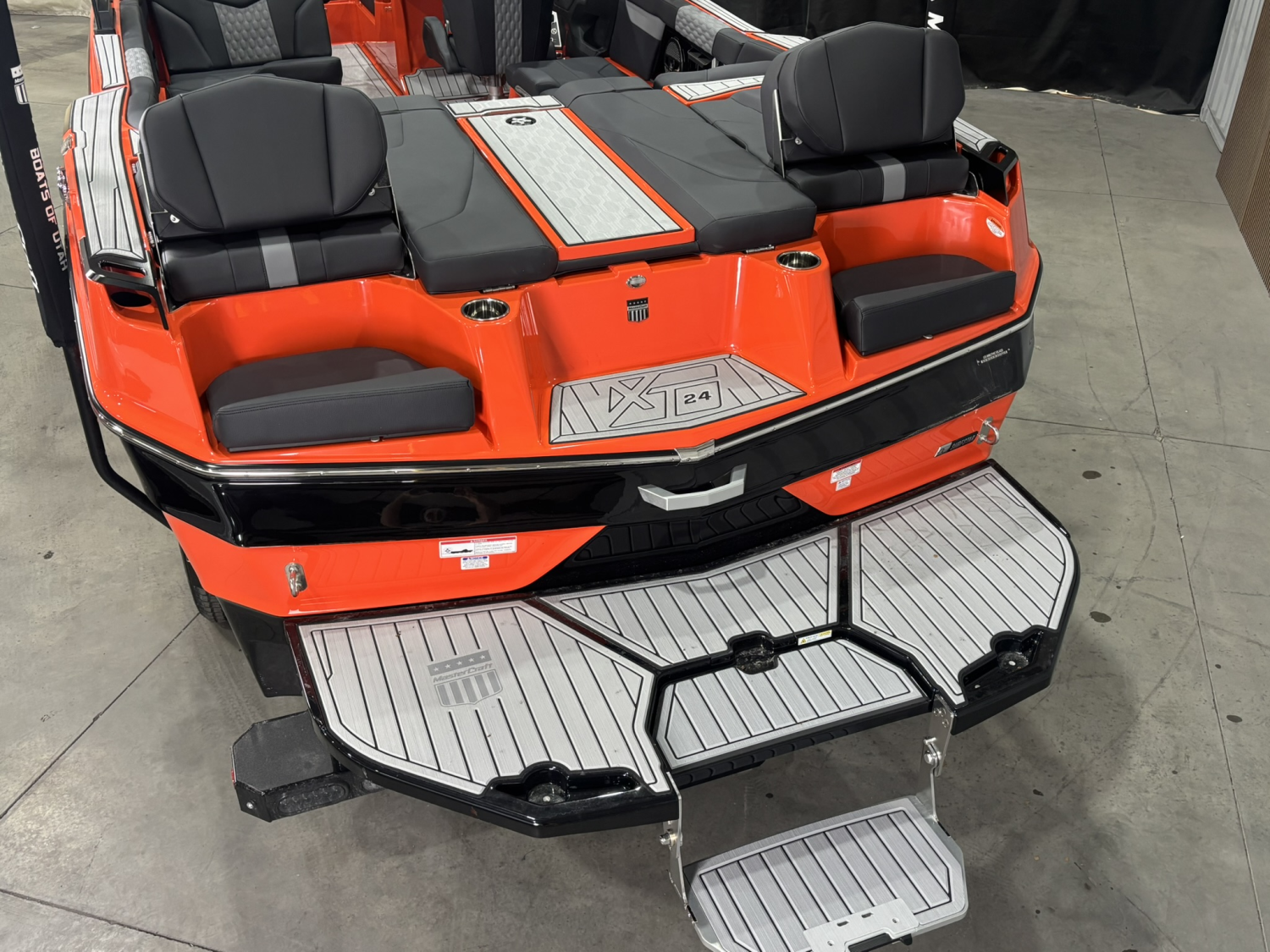 2025 MASTERCRAFT XT24