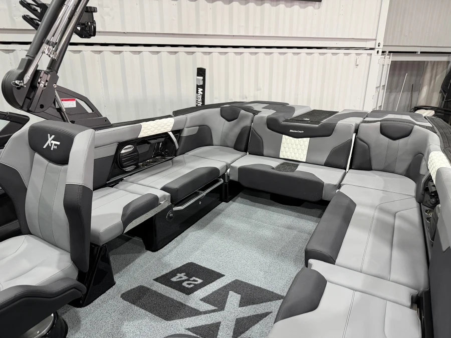 2026-mastercraft-xt24-129980-image27