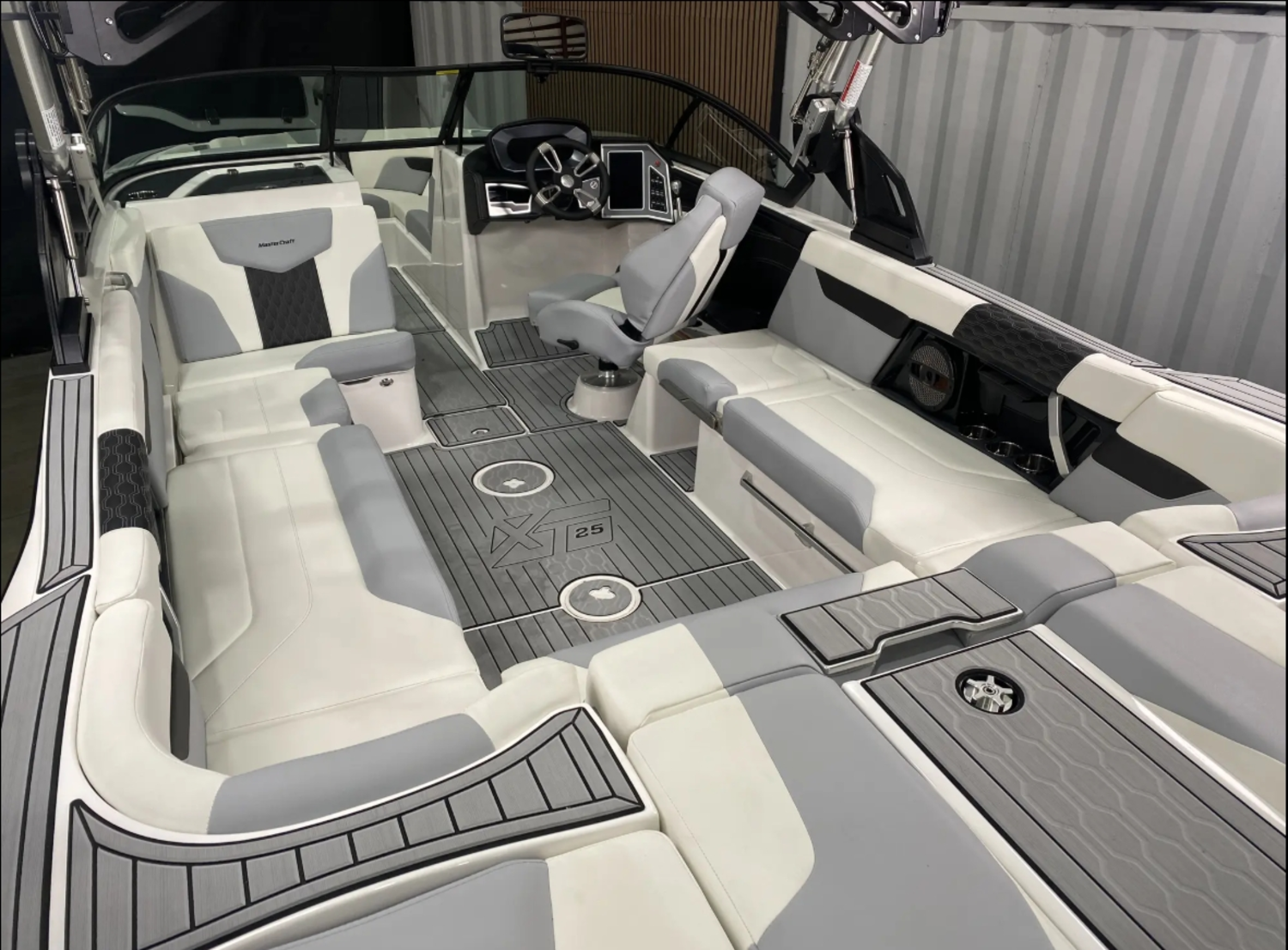 2024 MASTERCRAFT XT25