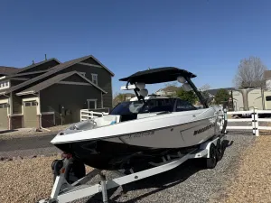 2016 Malibu Boats Wakesetter 23 LSV for sale in Longmont, Colorado
