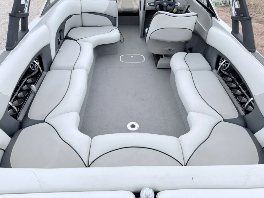 2010 Malibu Boats Wakesetter 247 LSV for sale in Plainview, Texas