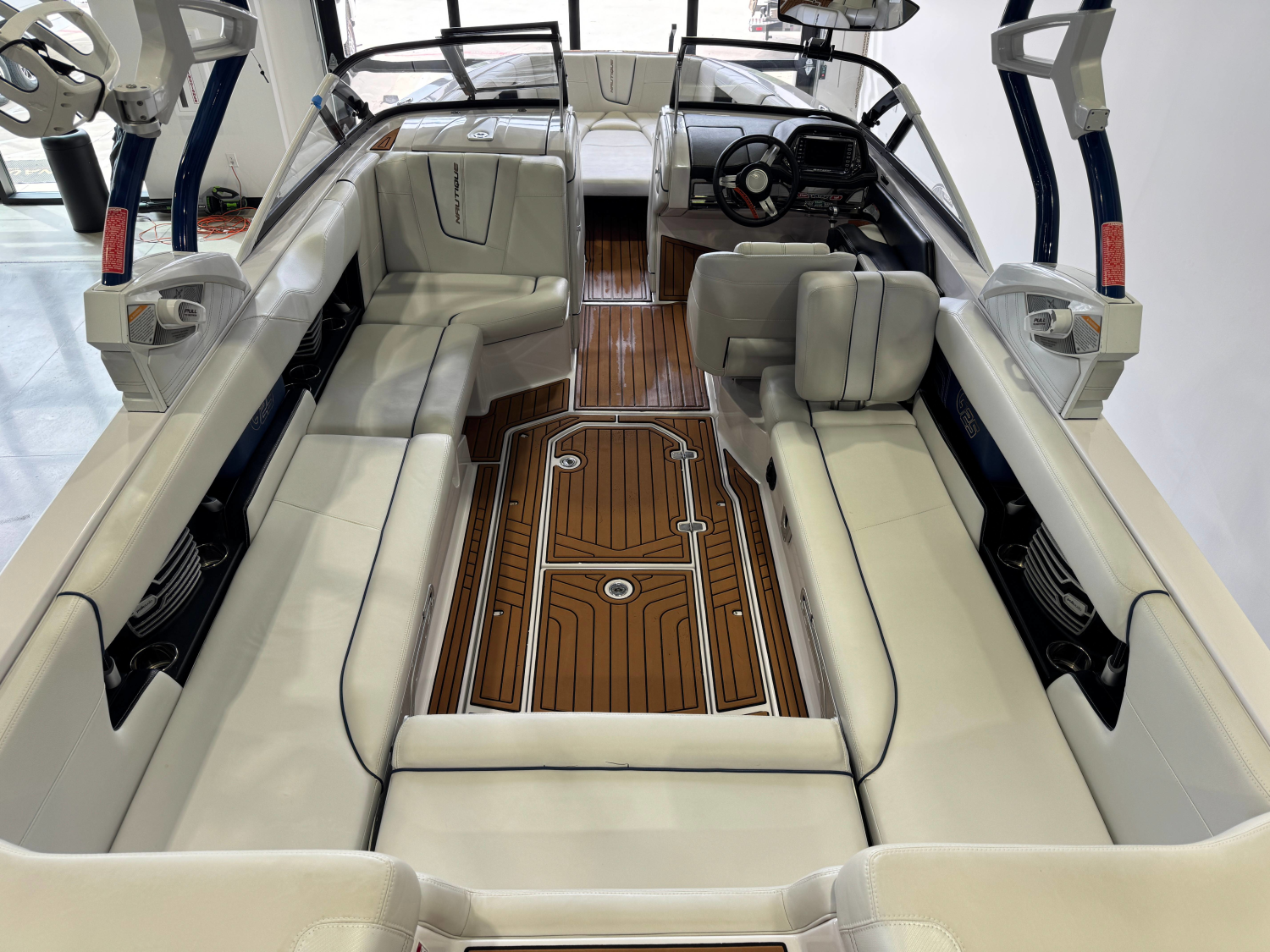 2015 Nautique Super Air Nautique G25