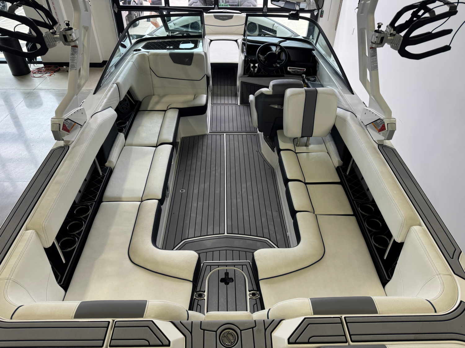 2019 Nautique Super Air Nautique GS24