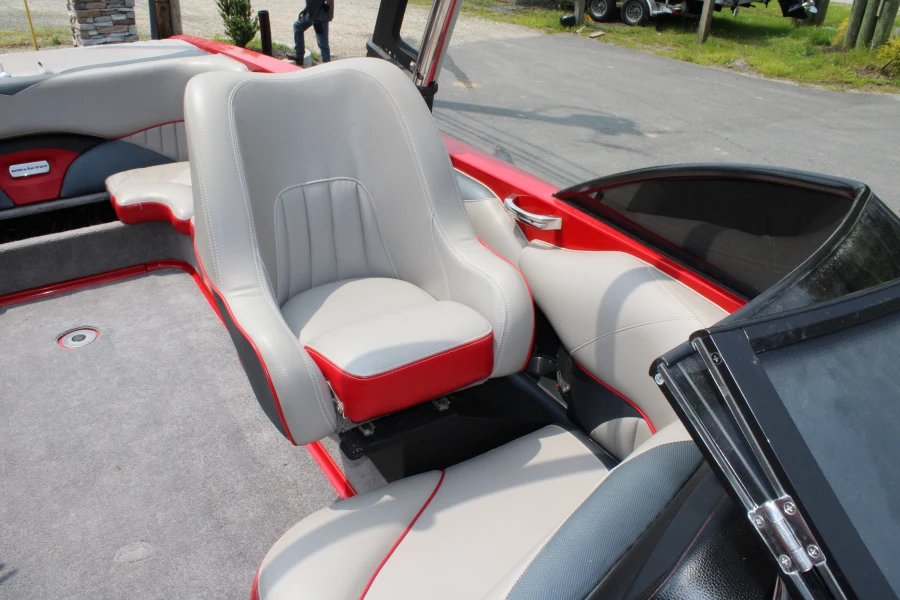 2014 Malibu Boats Wakesetter 247 LSV for sale in , 