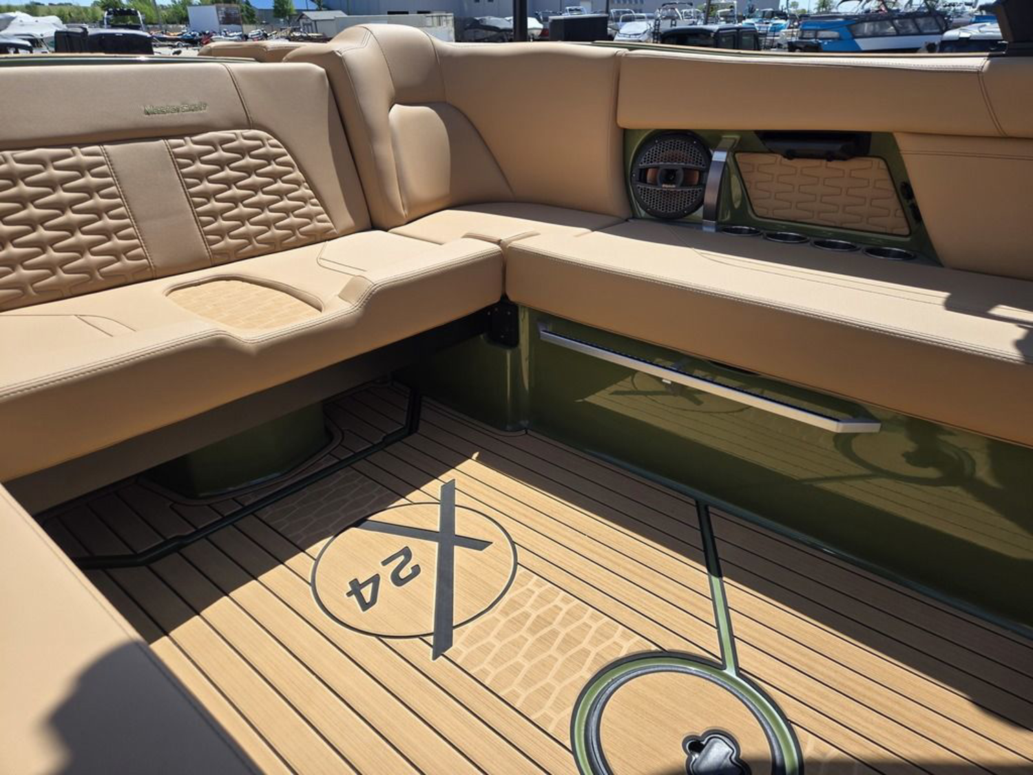 2025 Mastercraft X24