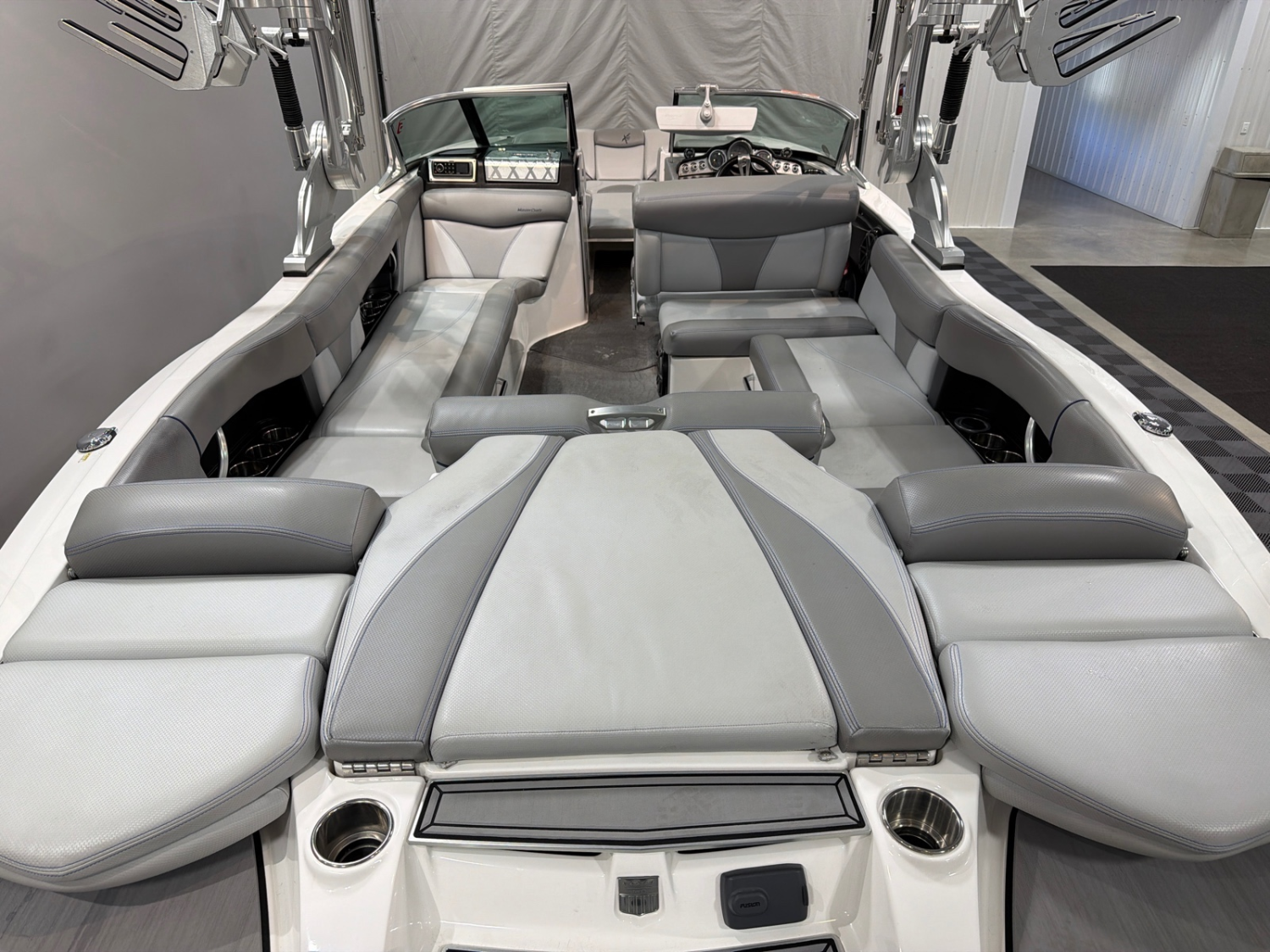 2016 MasterCraft X46