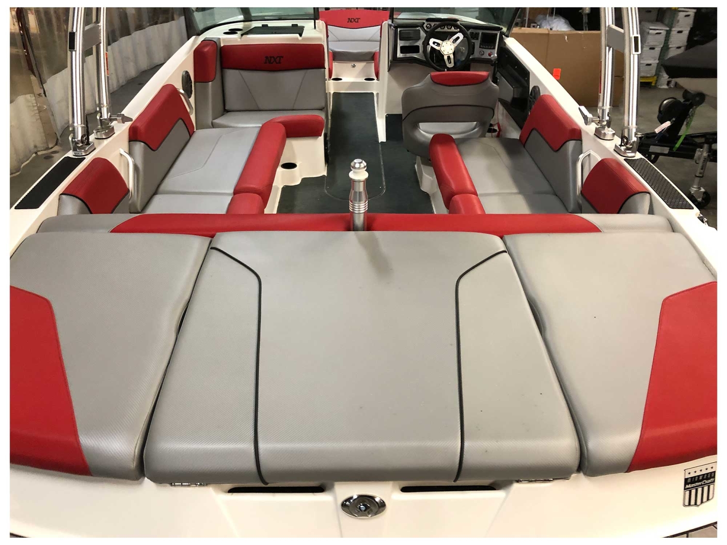 2016 MasterCraft NXT22