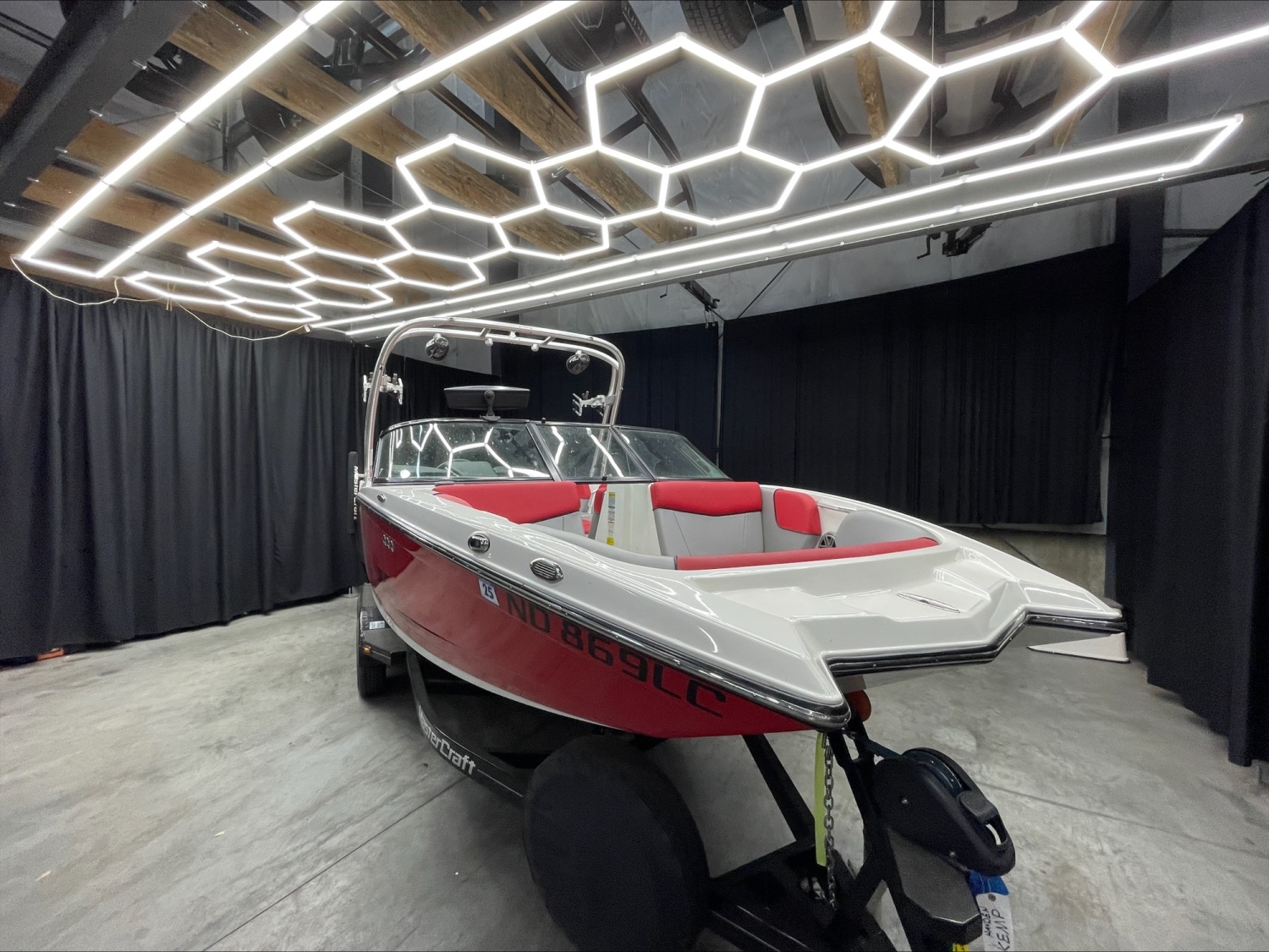 2016 MasterCraft NXT22