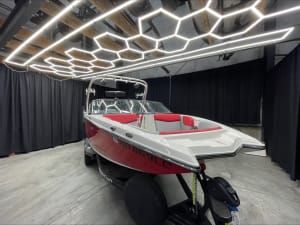 2016-mastercraft-nxt22-130036-image2