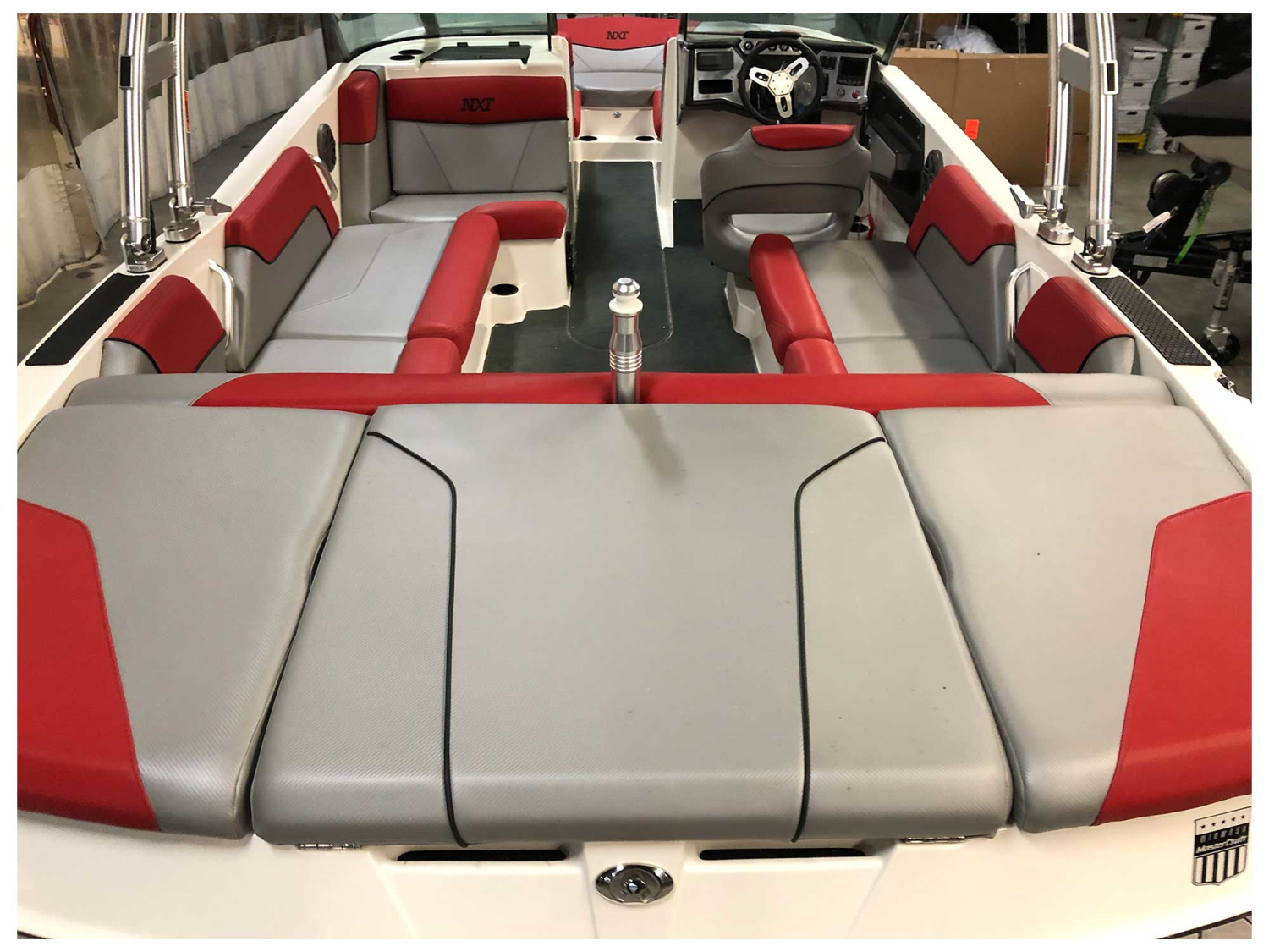 2016 MasterCraft NXT22