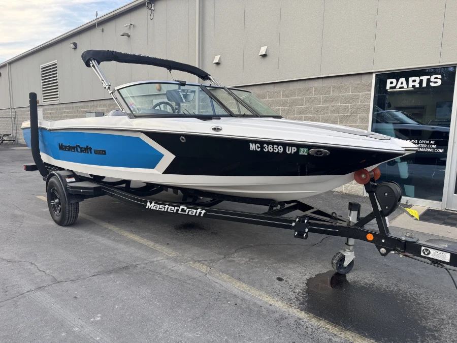 2021 Mastercraft Boats ProStar for sale in Fenton, Michigan