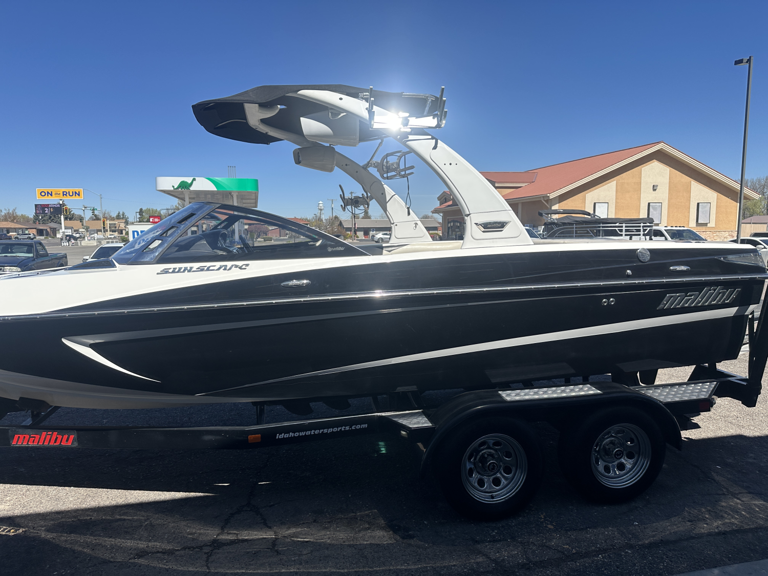 2009 Malibu Sunscape 21 LSV