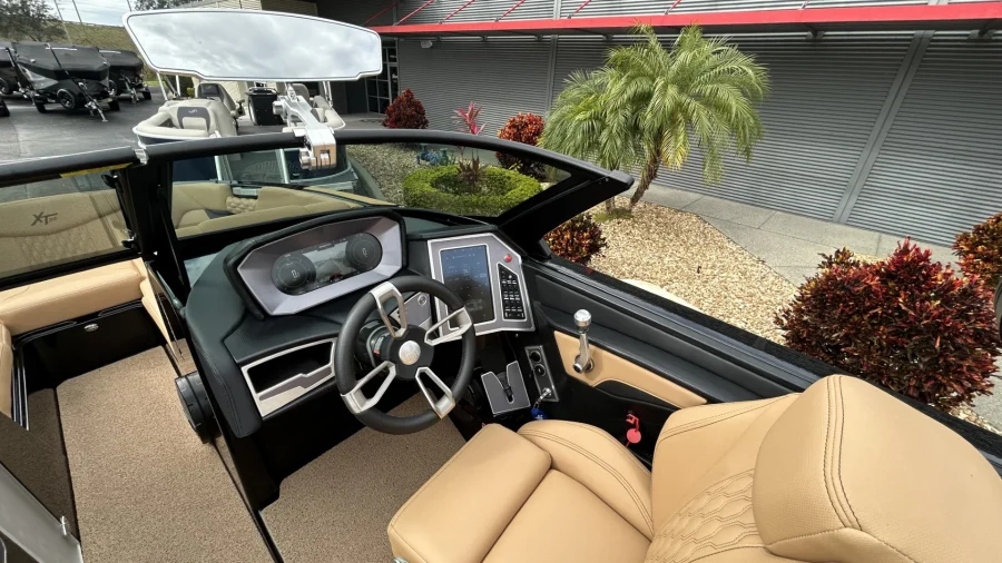2023 Mastercraft Boats XT22 for sale in Clermont, Florida