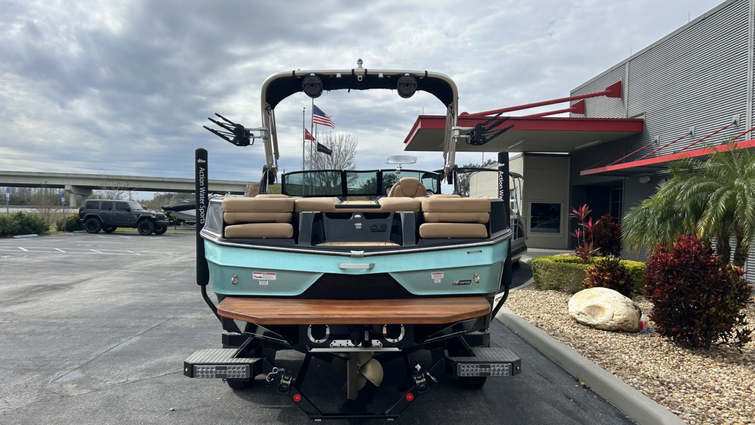 2023 MasterCraft XT22