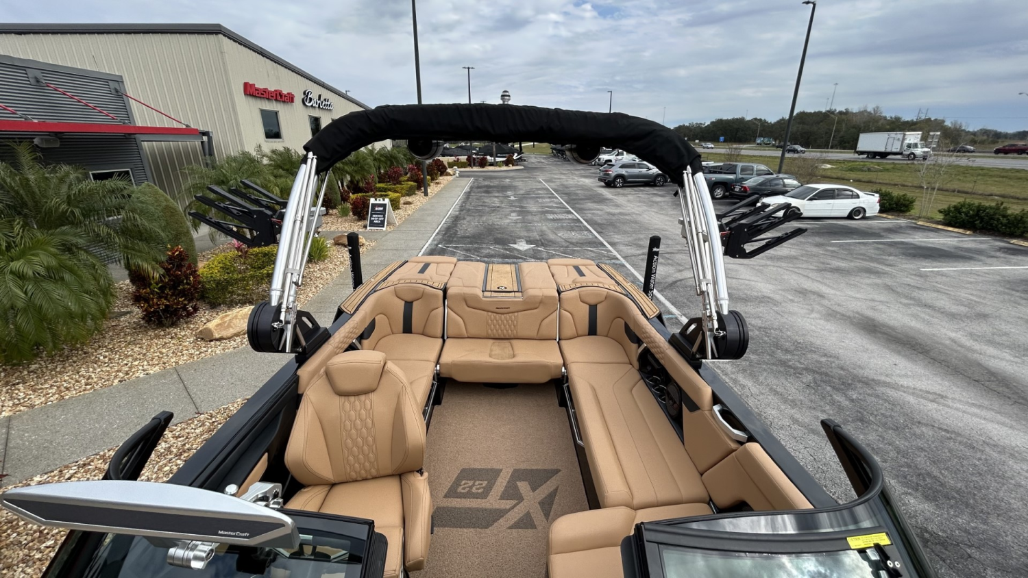 2023 MasterCraft XT22