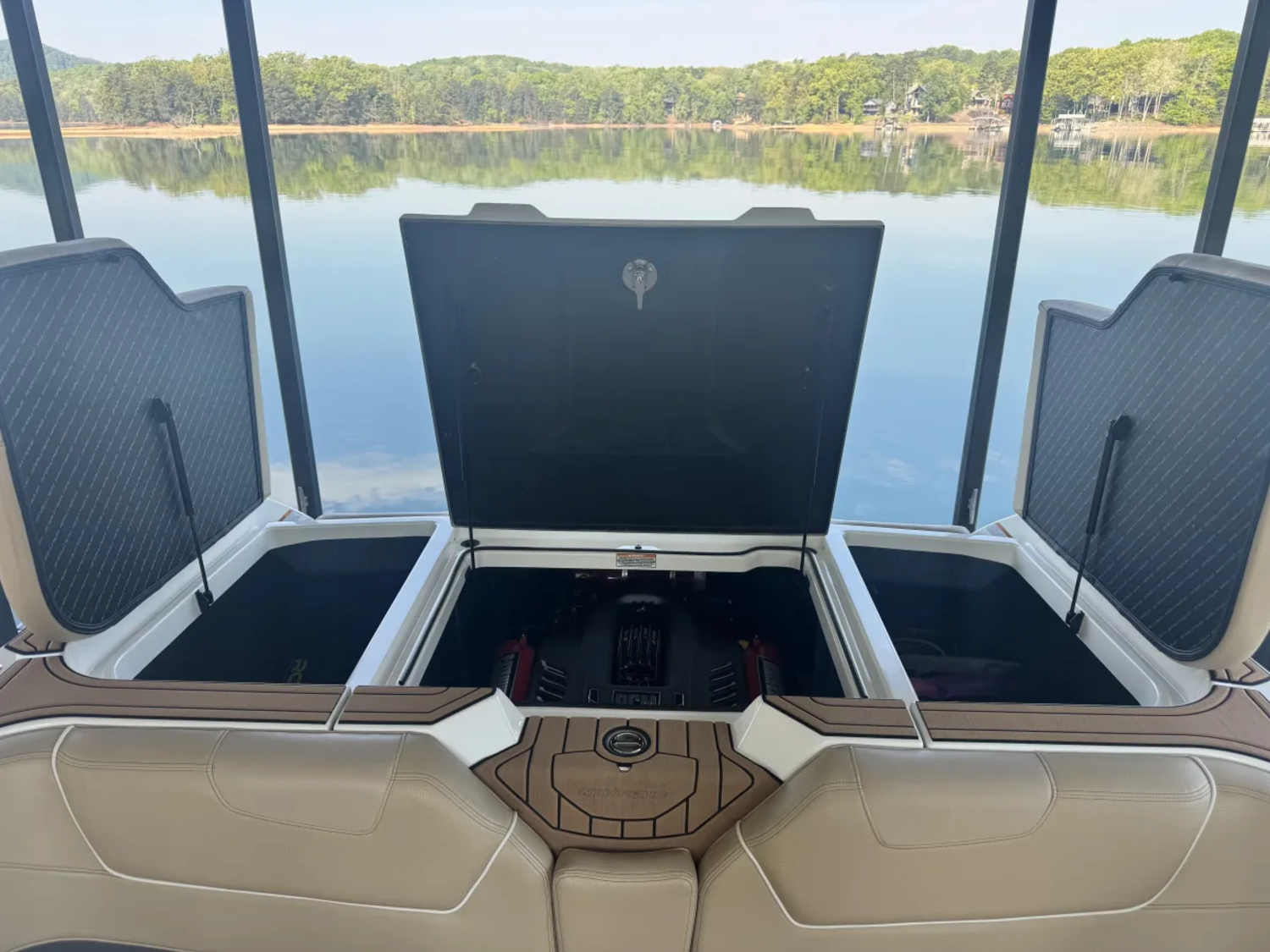 2019 Super Air Nautique GS20 - Immaculate Condition - One Owner - Fully Optioned