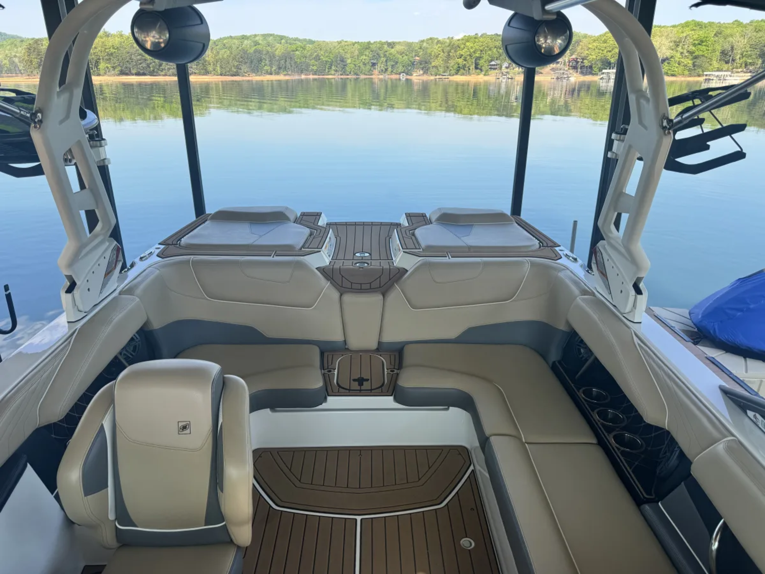 2019 Super Air Nautique GS20 - Immaculate Condition - One Owner - Fully Optioned