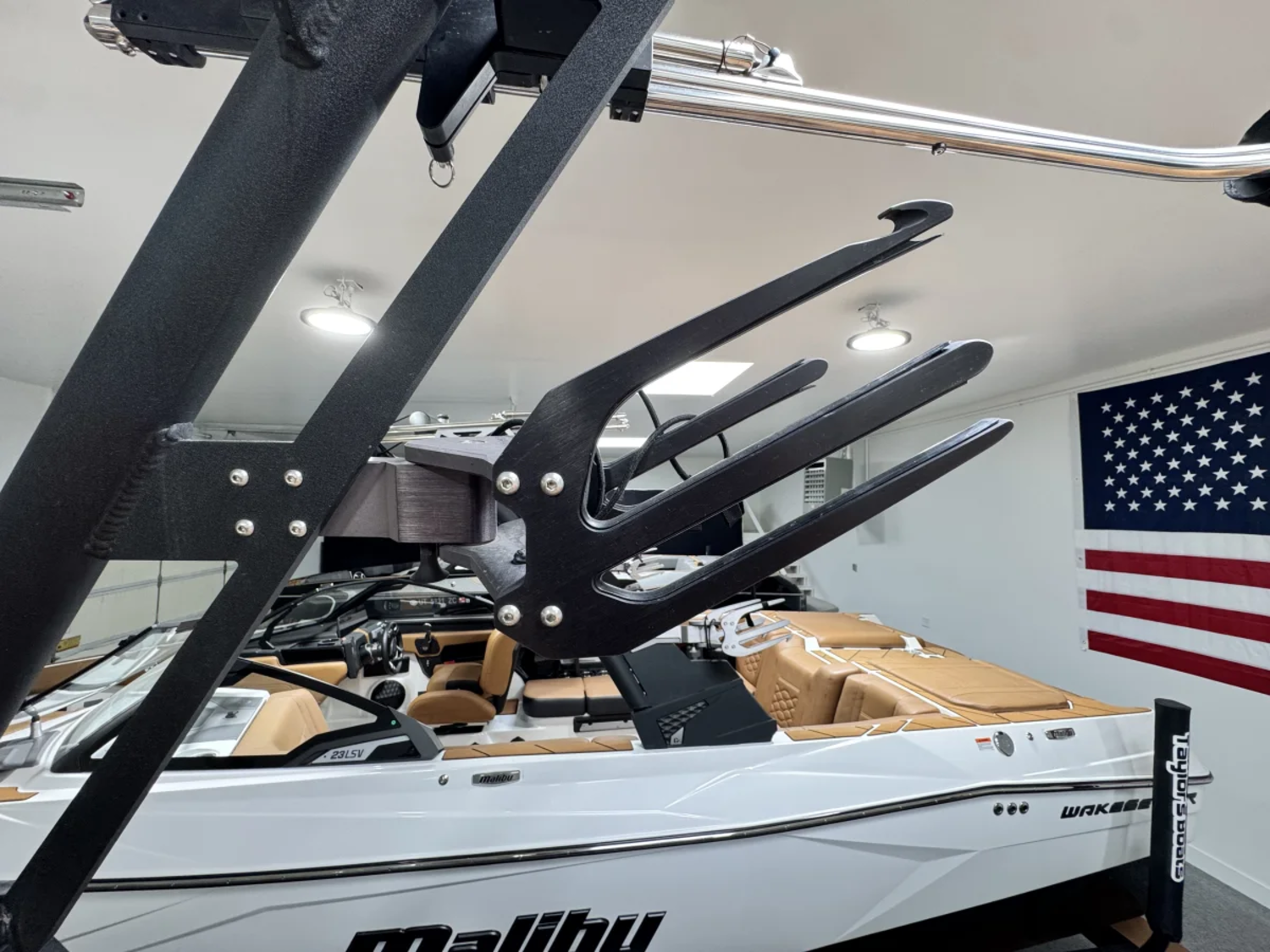 2024 Axis T235 M6  Loaded Clean Boat