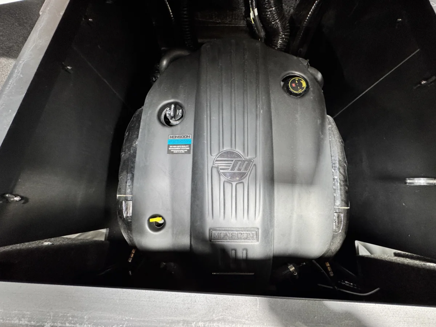 2024 Axis T235 M6  Loaded Clean Boat