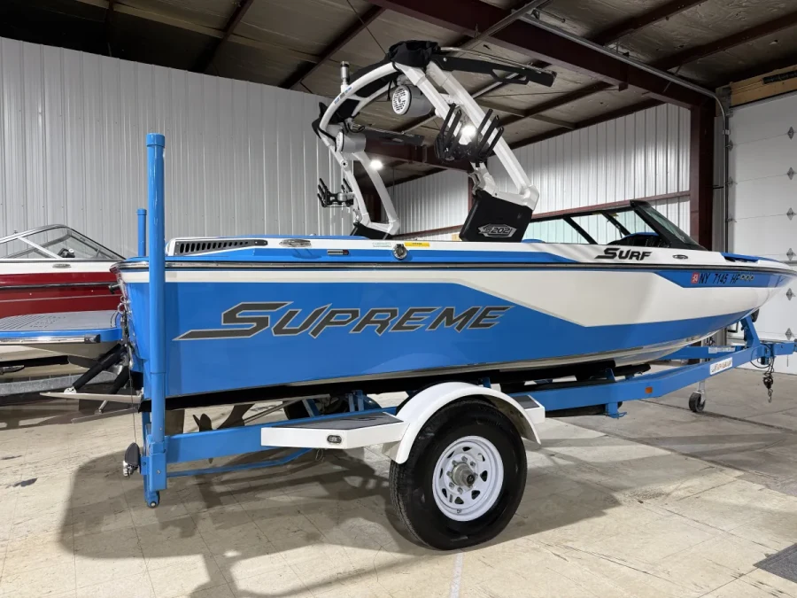 2017 Supreme Boats S202 for sale in Bath, New York