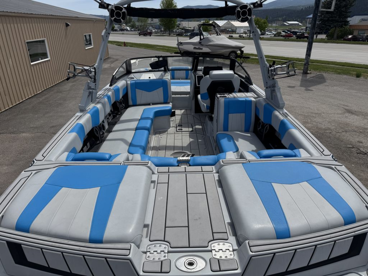 2021 Malibu Boats 24 MXZ