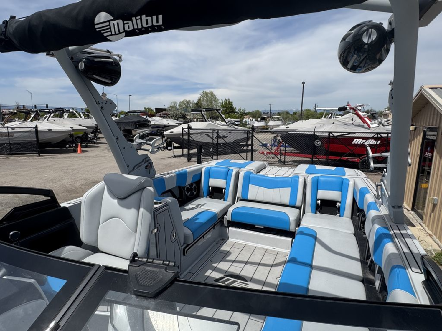 2021 Malibu Boats 24 MXZ