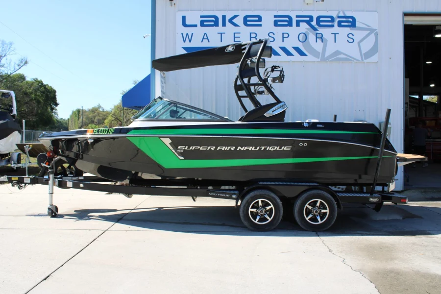 2016 Nautique Boats Super Air Nautique 210 for sale in Melrose, Florida