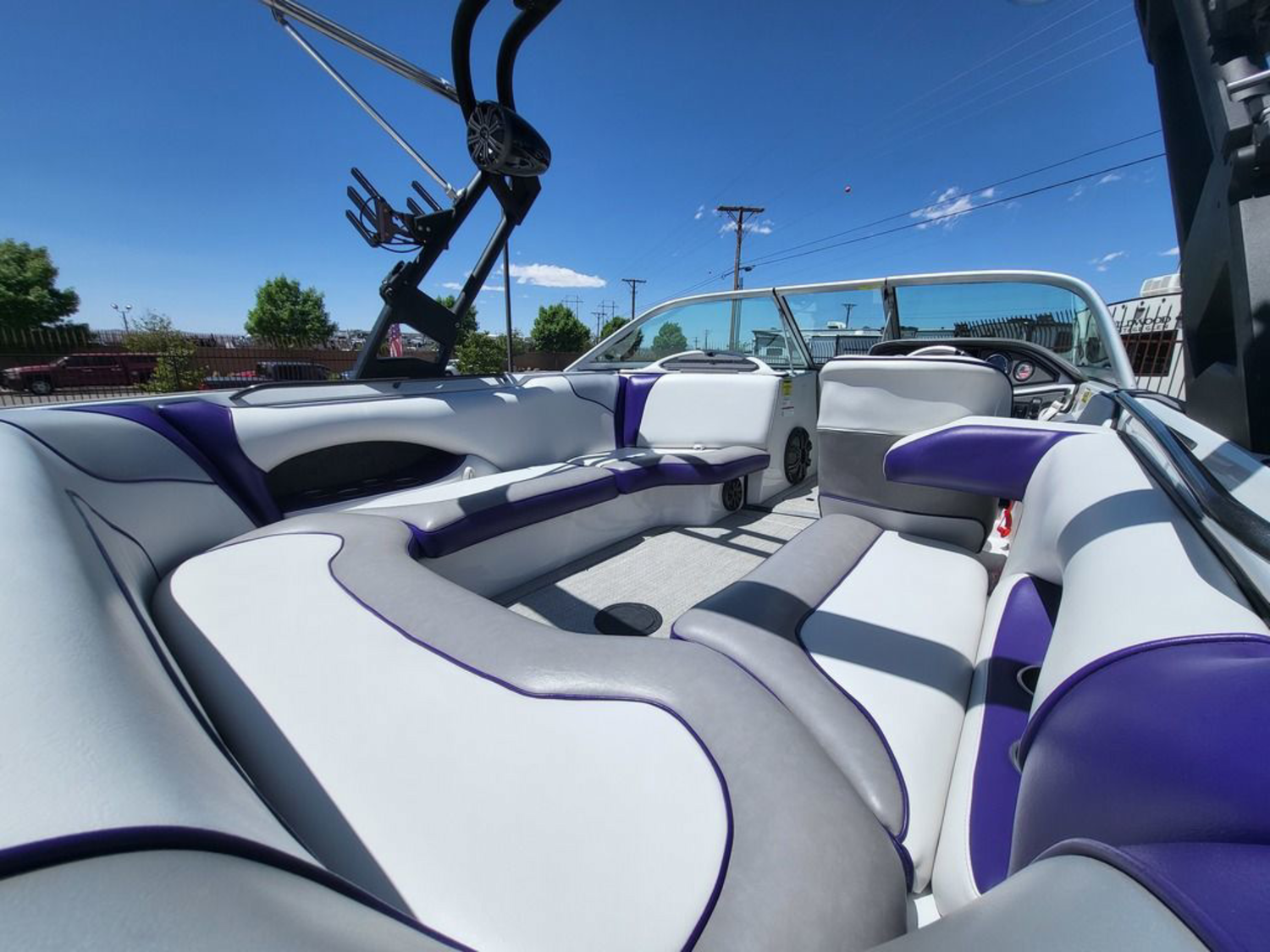 2023 Sanger Boats V215 S