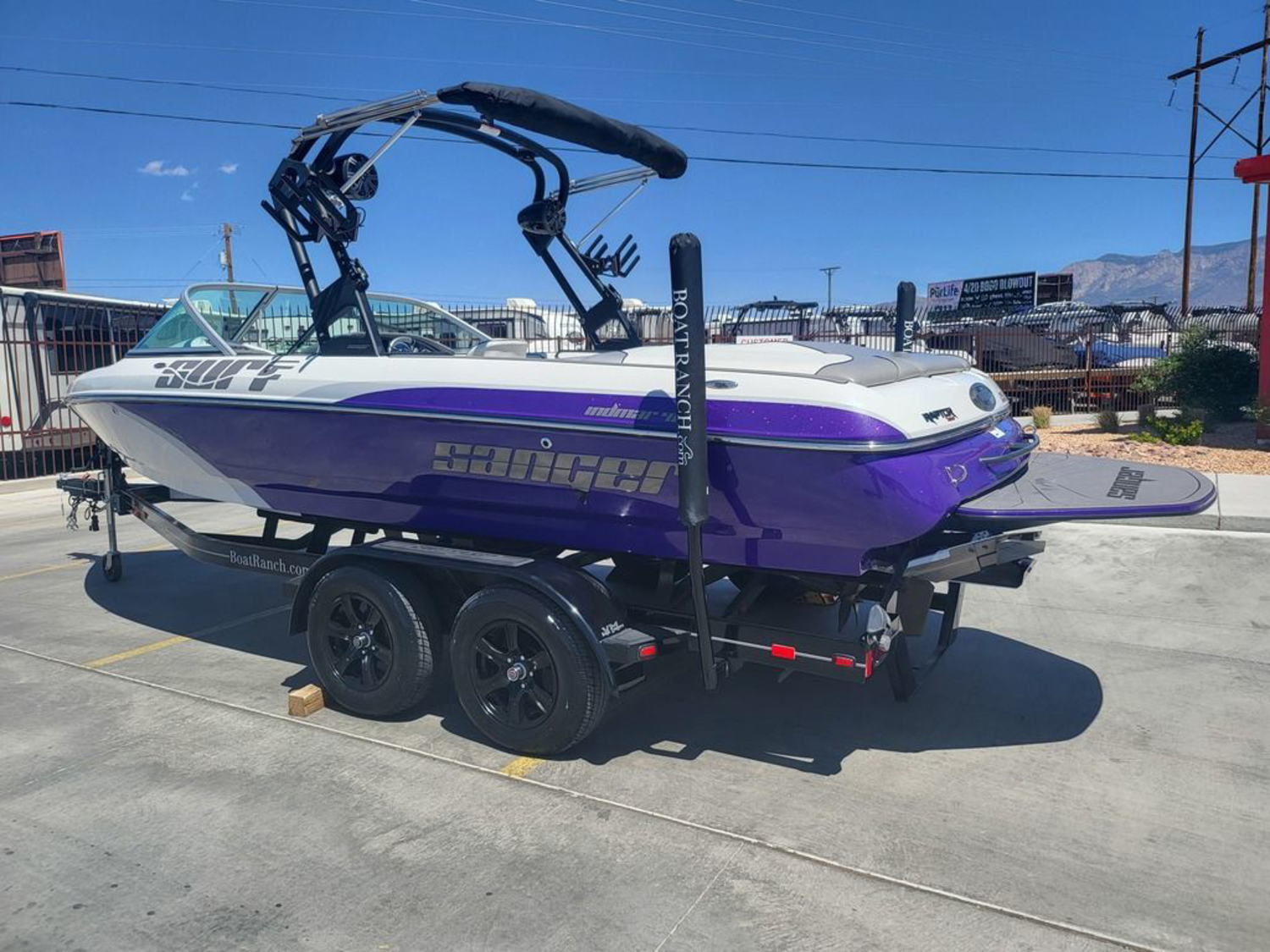 2023 Sanger Boats V215 S